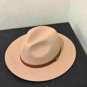 100% wool Phenix Classic Tan Fedora Hat